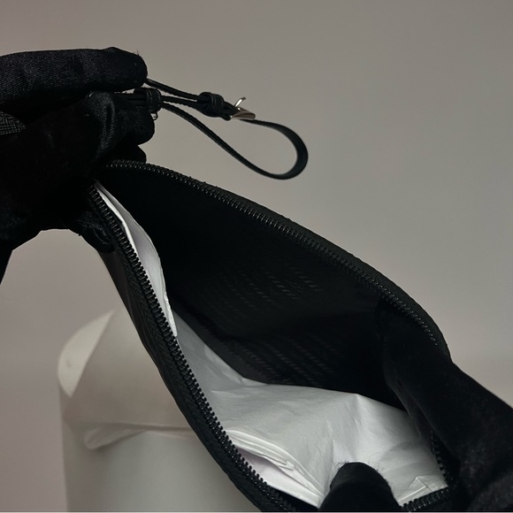 Prada nylon 2021 Tessuto wristlet. Great condition. - Picture 5 of 9